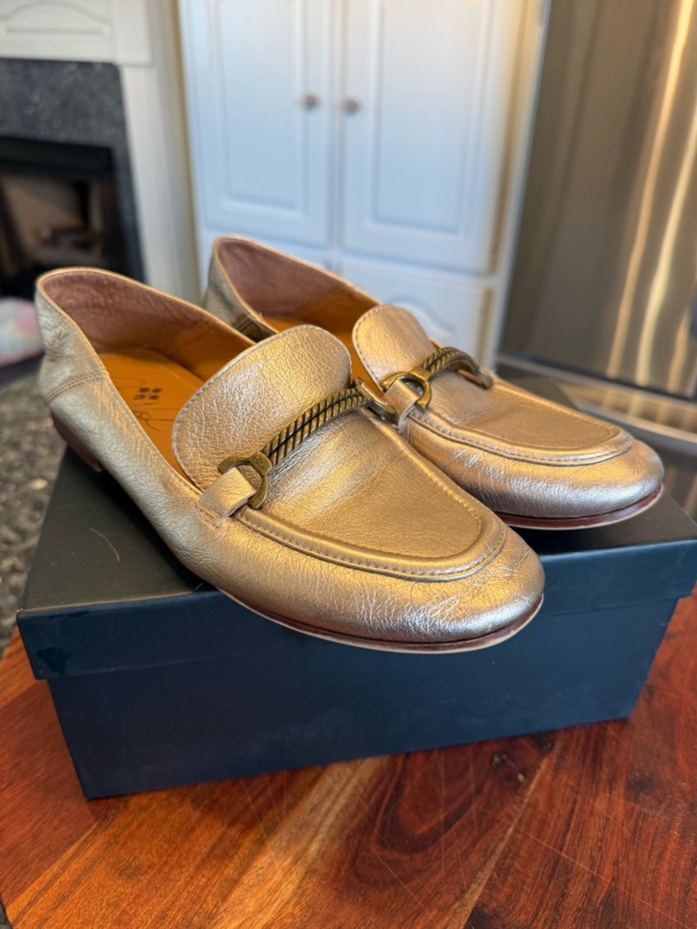 Patricia Nash Fia loafers in gold leather Women’s 6.5